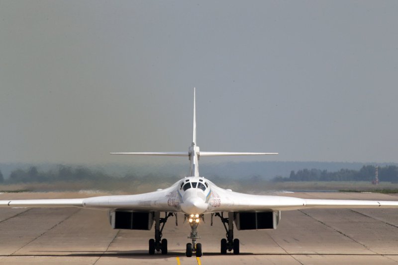 Ту 160 на аэродроме