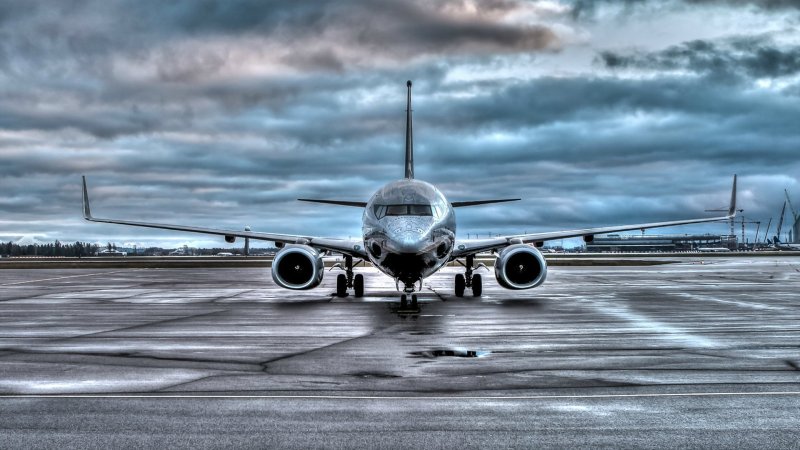 Пассажирский самолет Боинг 737