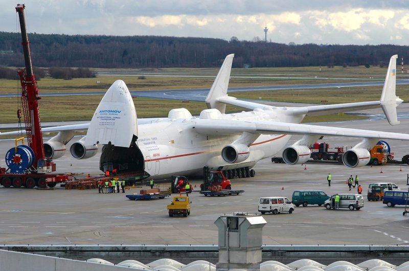 Антонов Мрия АН-225