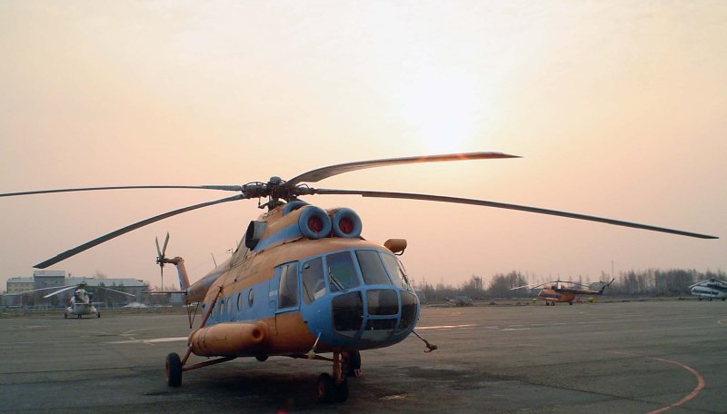 Ми-8 вертолёт Гражданский