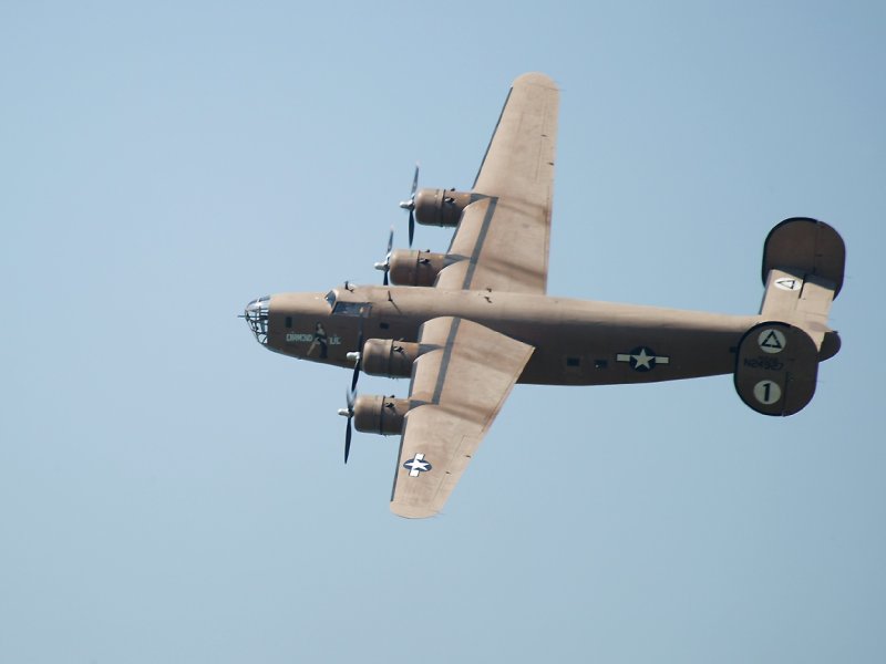 Самолет b-24 Liberator