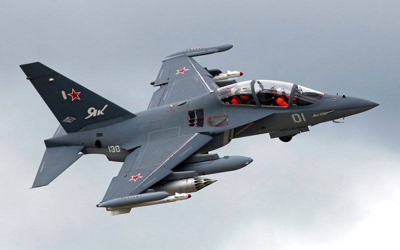 Як-130 самолёт