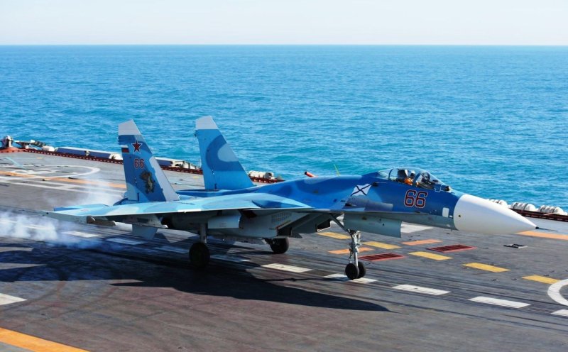 Су-33 истребитель