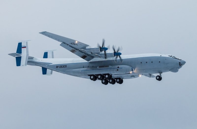 АН-22 RF-09309