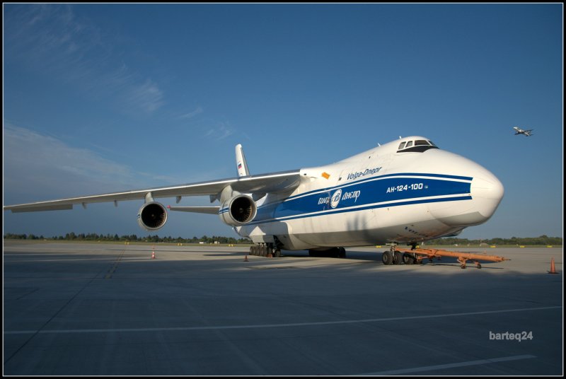 АН 225 Волга Днепр