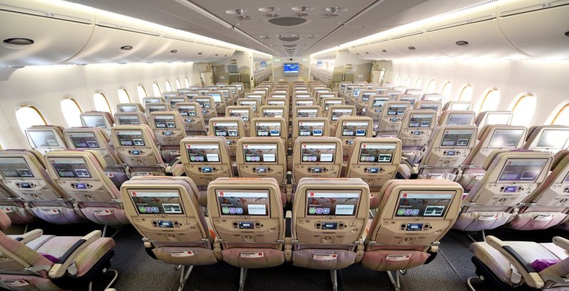 Airbus a380-800 Emirates салон