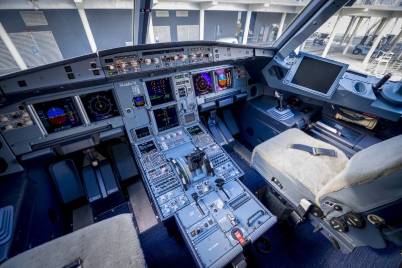 Airbus a320neo кабина