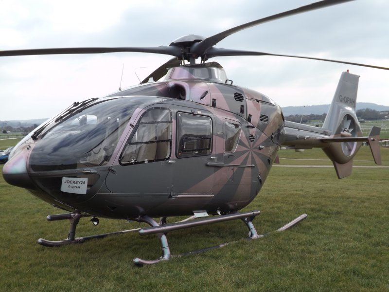 Eurocopter ec135