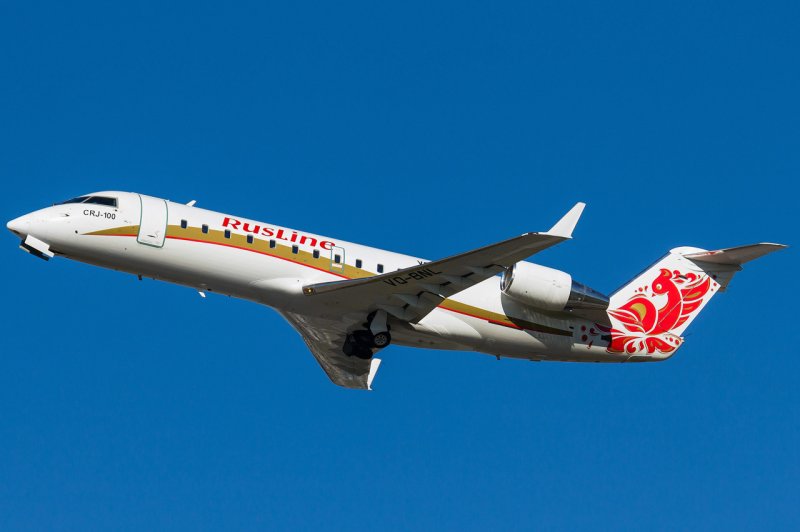 Самолёт Бомбардье CRJ-100/200