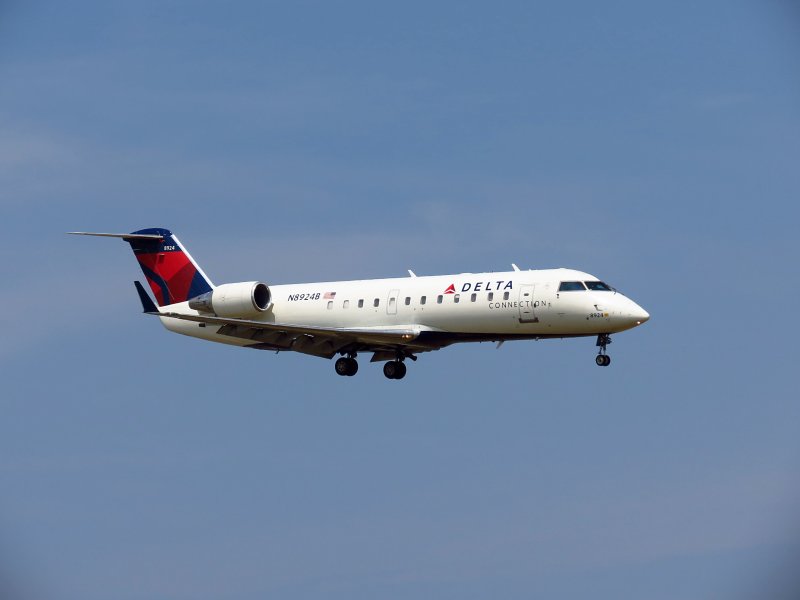 Bombardier crj200