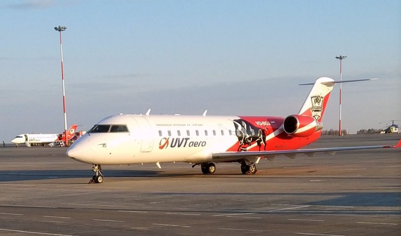 Bombardier crj200 ЮВТ