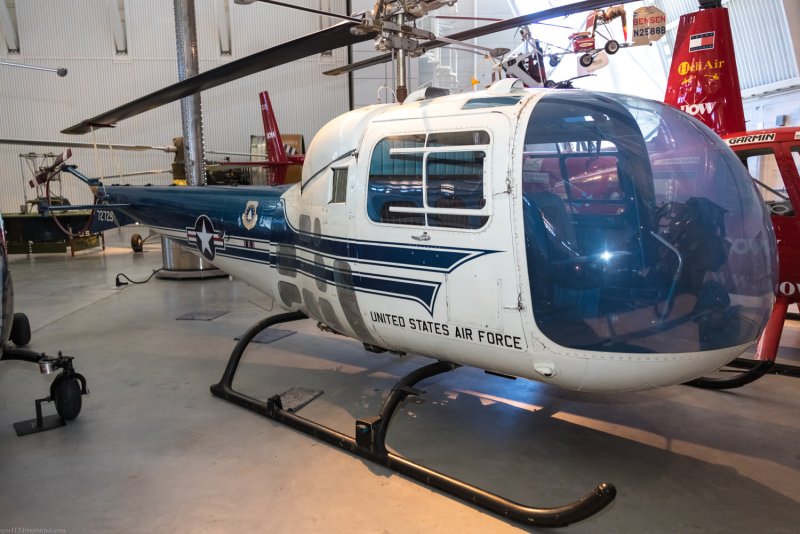 Bell uh 13