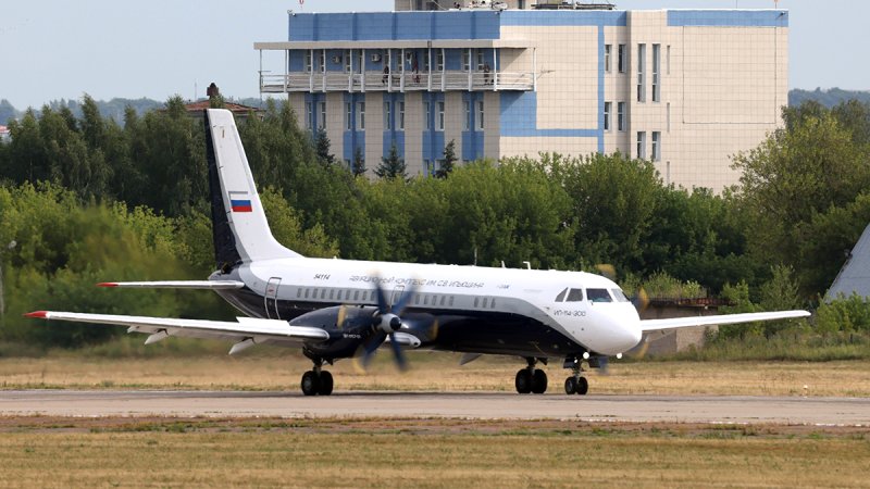Ил-114 300 пассажирский самолёт