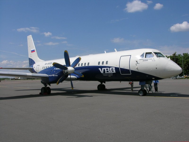 Ил 114