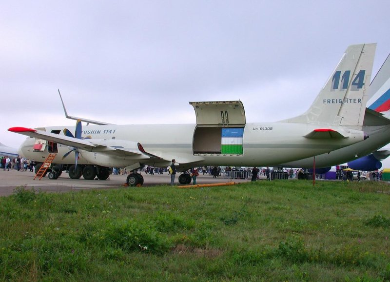 Ил-114 транспортный самолёт