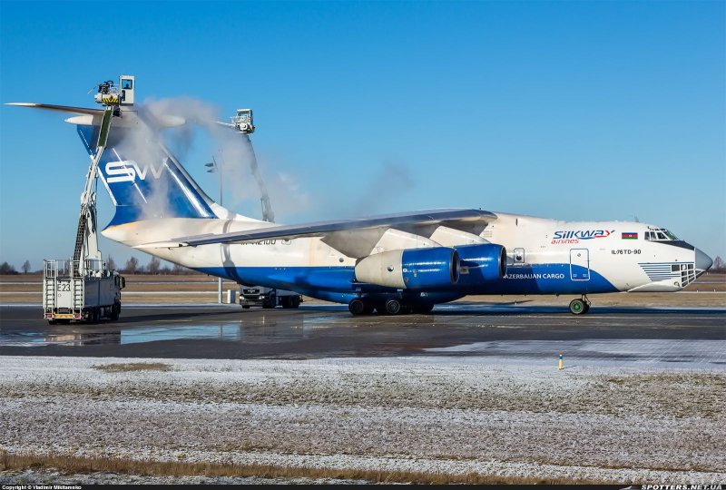 Самолет Ilyushin/Ильюшин il-76 Silkway Cargo