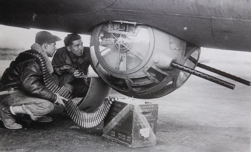Нижняя турель на b-17