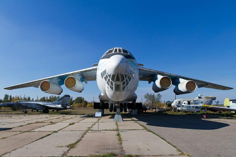 Ил76 76621