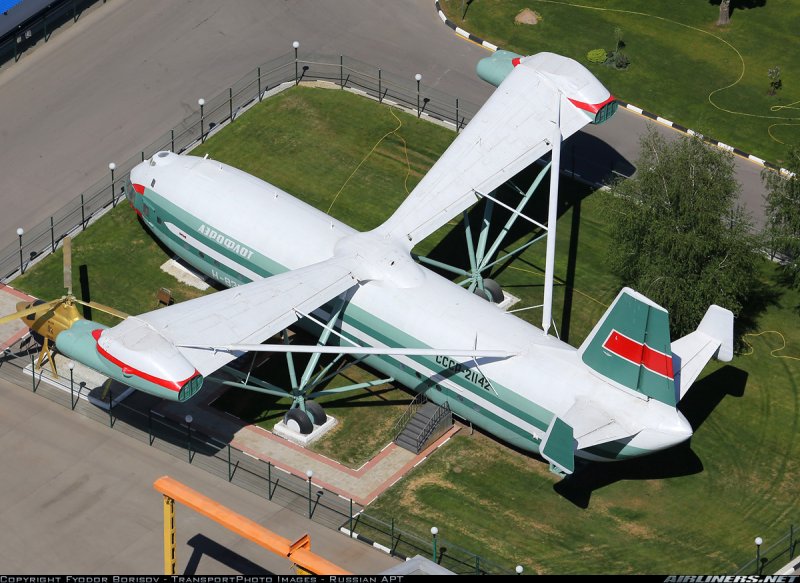 Ми-12 вертолёт