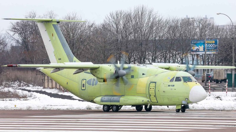 Самолет ил-112в