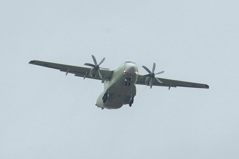 Американский военно транспортный самолет