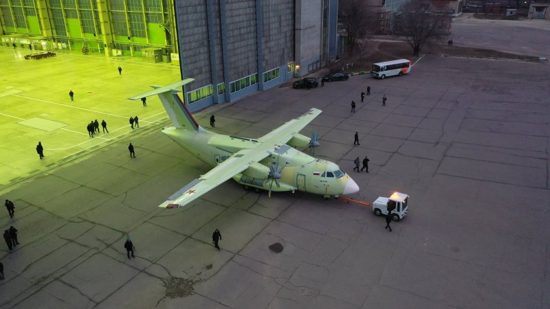 Ил 112 б