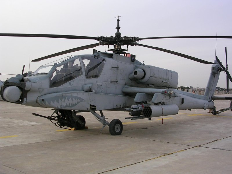 12129 Academy вертолёт Ah-64a