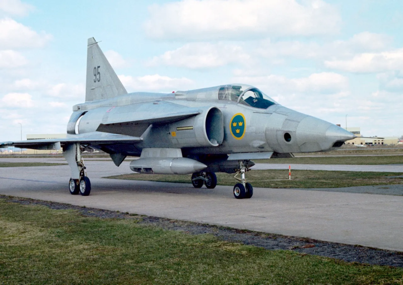 Saab Viggen самолет