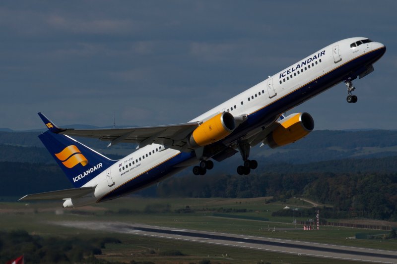 757 200 Icelandair