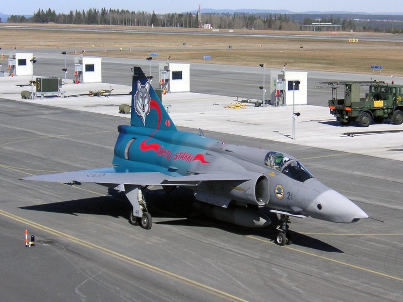 Saab j37