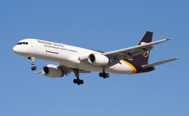 Грузовой самолёт Boeing 757-200pf