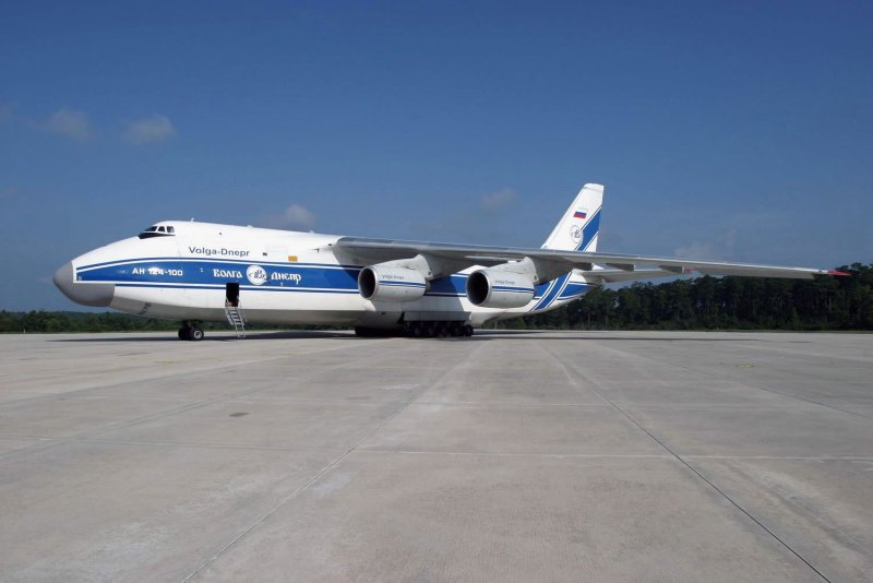 124 Volga dnepr Antonov Cargo aircraft