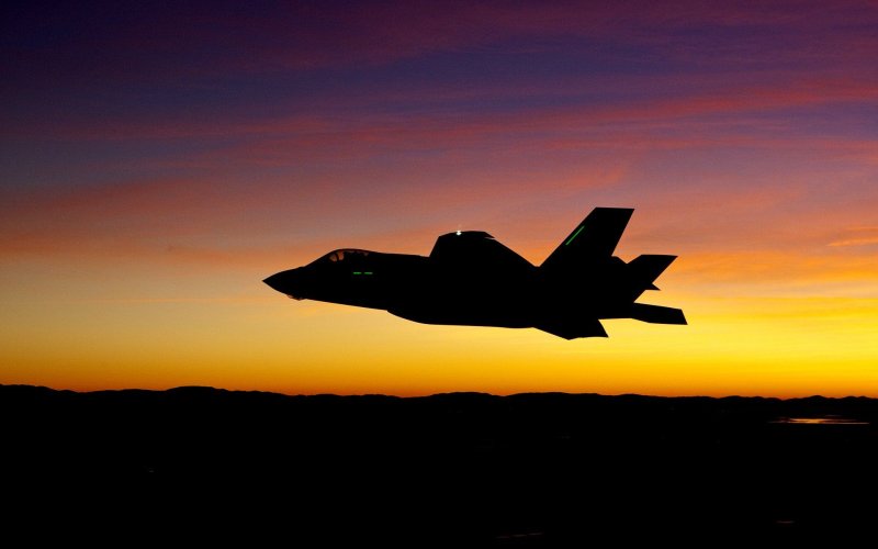 F35 машина