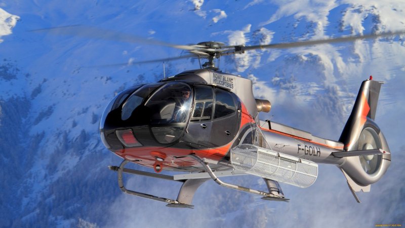 EC 130 b4 вертолет
