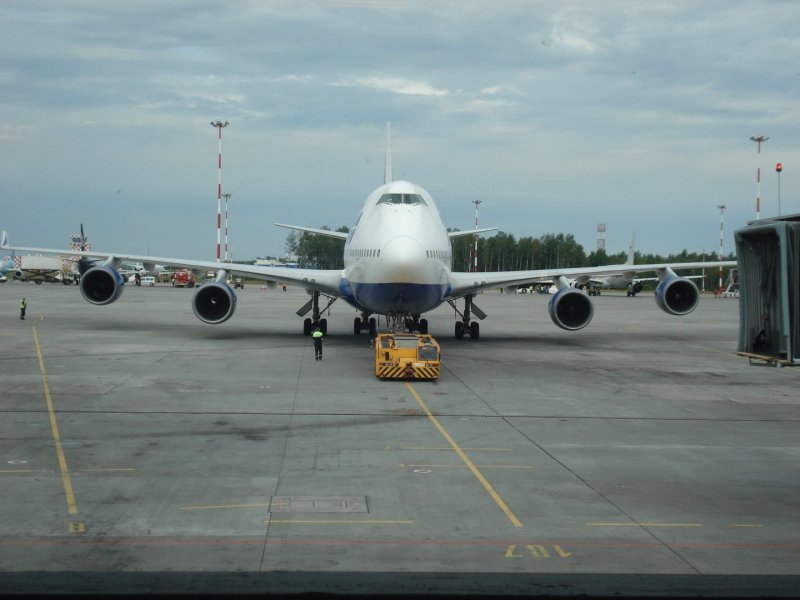 Боинг 747 в Шереметьево