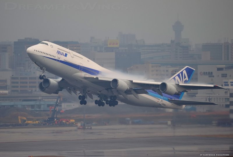 Боинг 747-400d