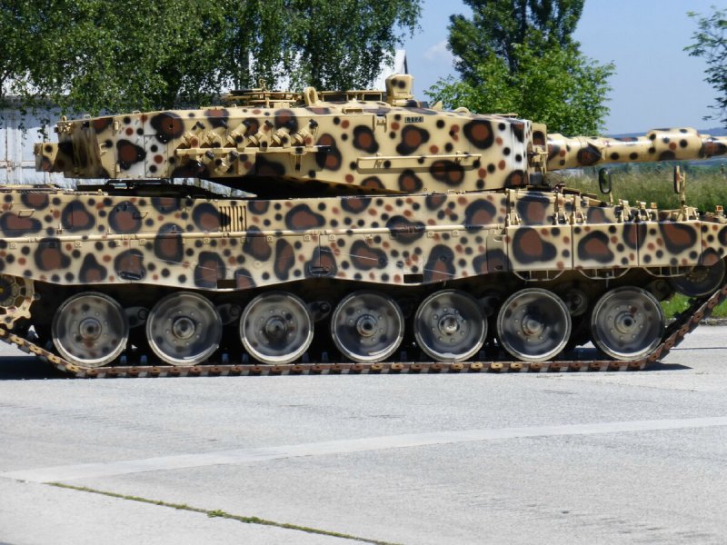 Leopard 2a6 песочный камуфляж