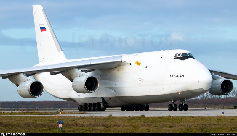 АН-124 Руслан 82042
