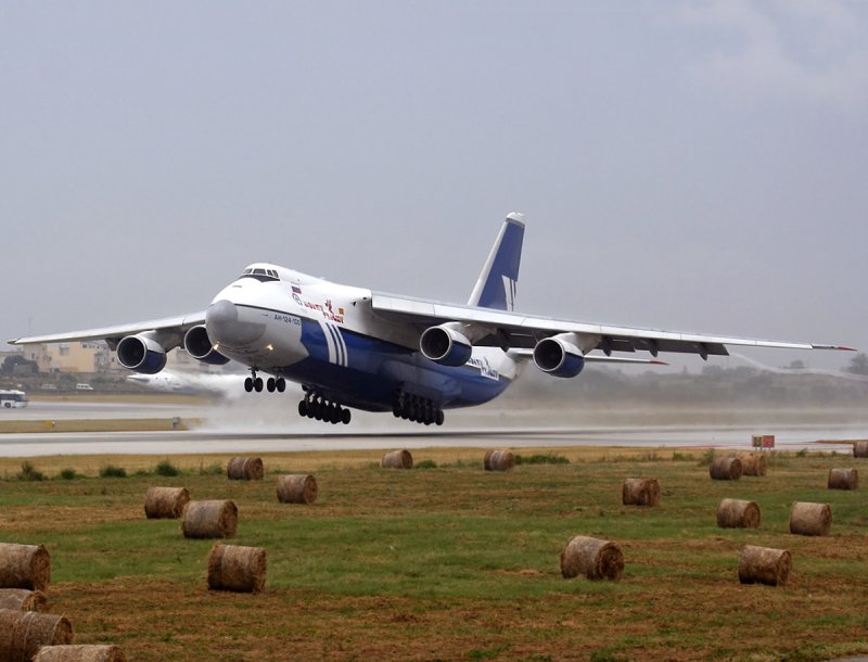 Ил 124