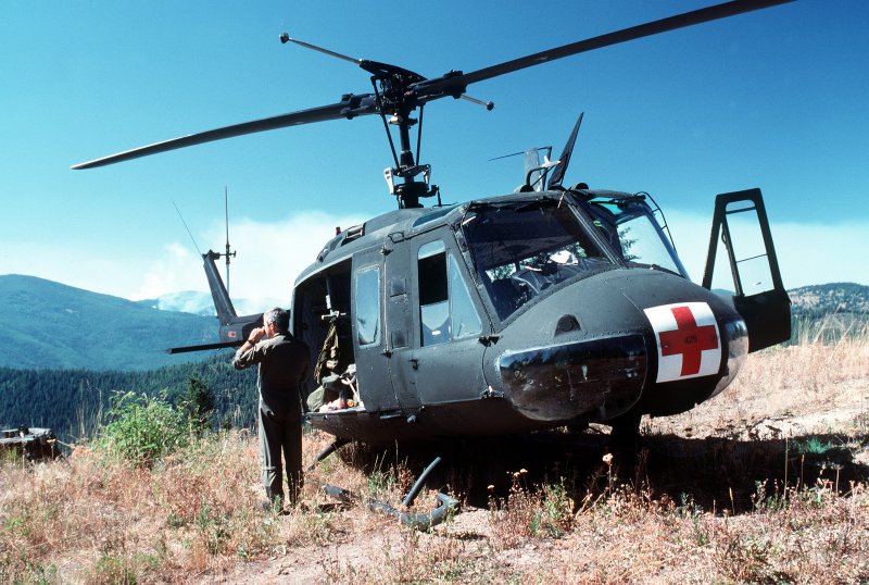 Uh-1 Iroquois санитарный
