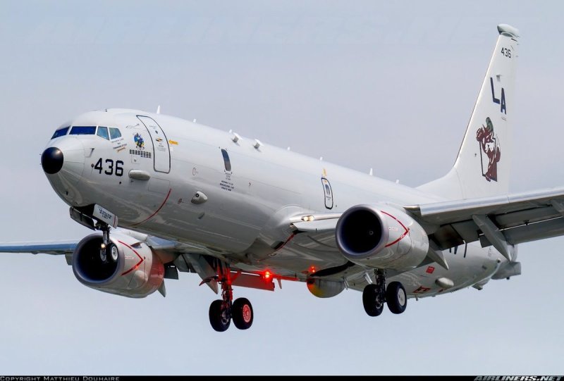 Самолёт Посейдон p8