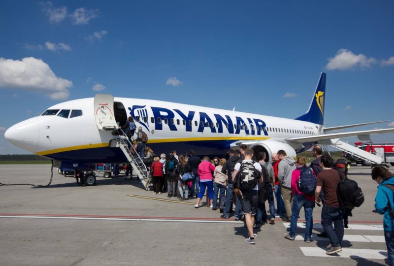 Самолет Ryanair