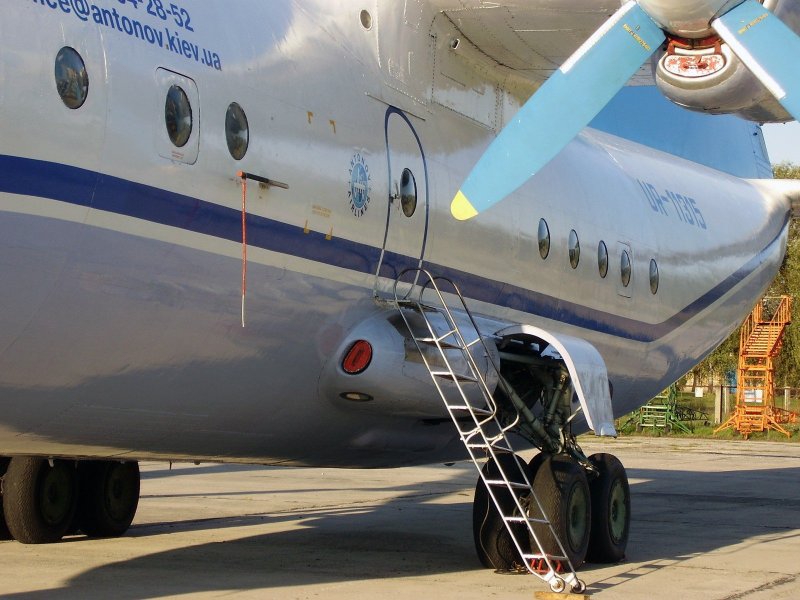 Двигатель АН 12