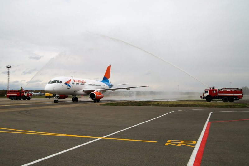 Авиакомпания Азимут аэропорт Пашковский