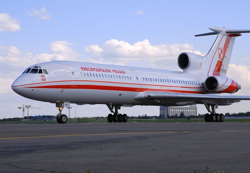 Ту-154м Польша