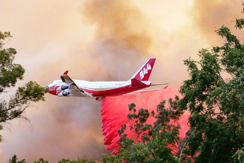 Противопожарный самолёт Boeing 747