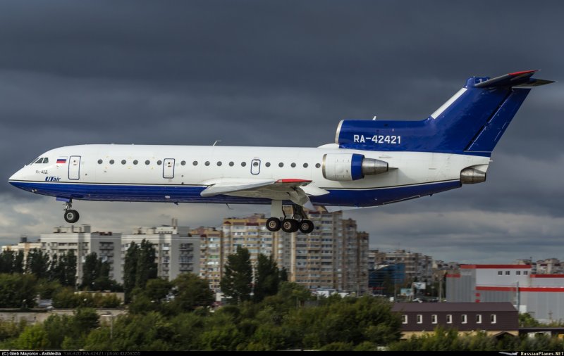 Cargo як-42