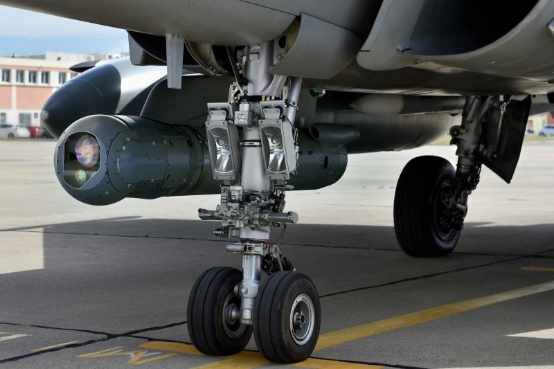 Dassault Rafale ниши шасси