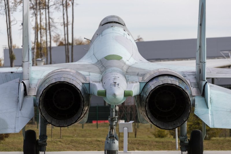 Су 27 стабилизатор