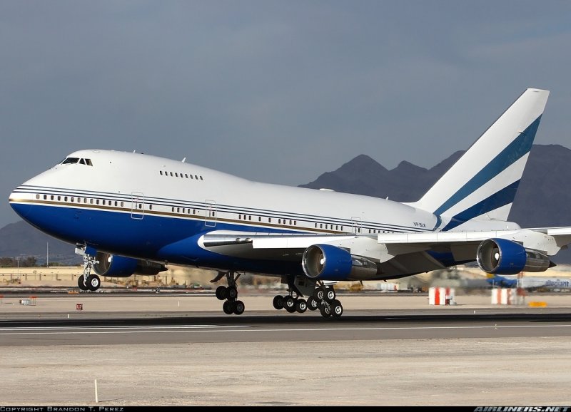 Самолёт Боинг 747